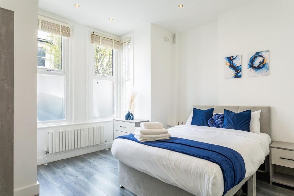 Stylish 2-bed Flat In The Heart Of West Hampstead Londra