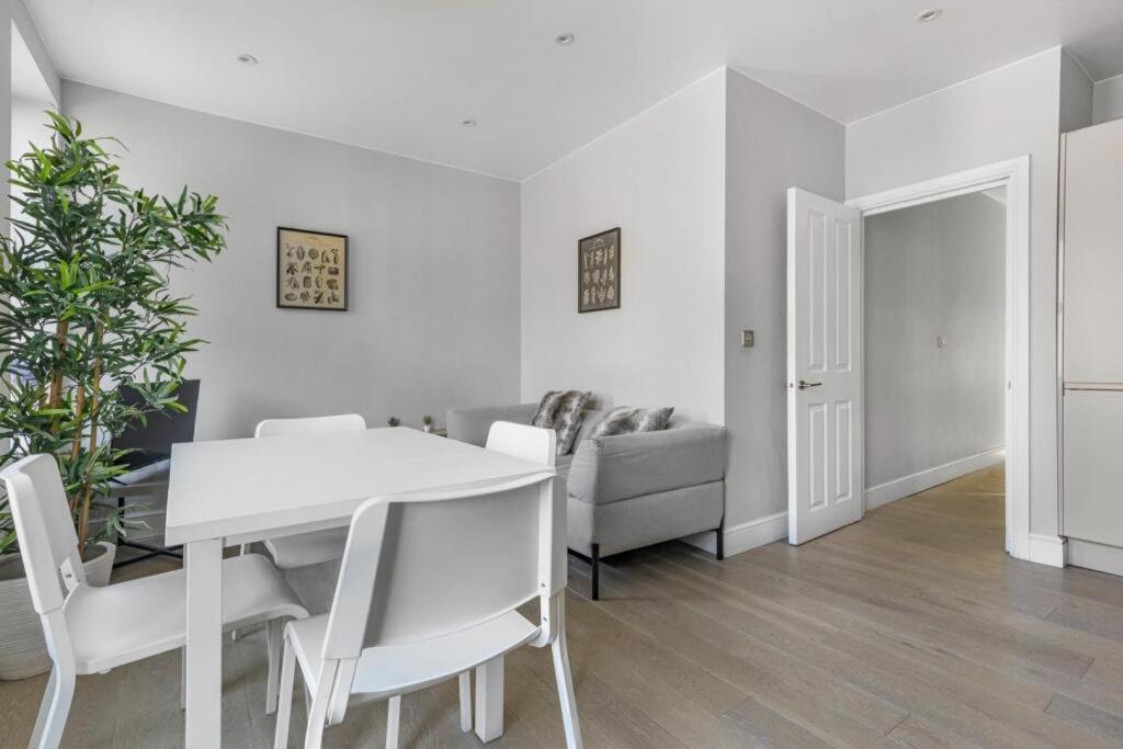Brilliant 2 Bed - 2 The Southwell * Londra