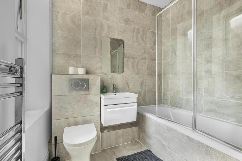 Brilliant 2 Bed - 2 The Southwell * Londra