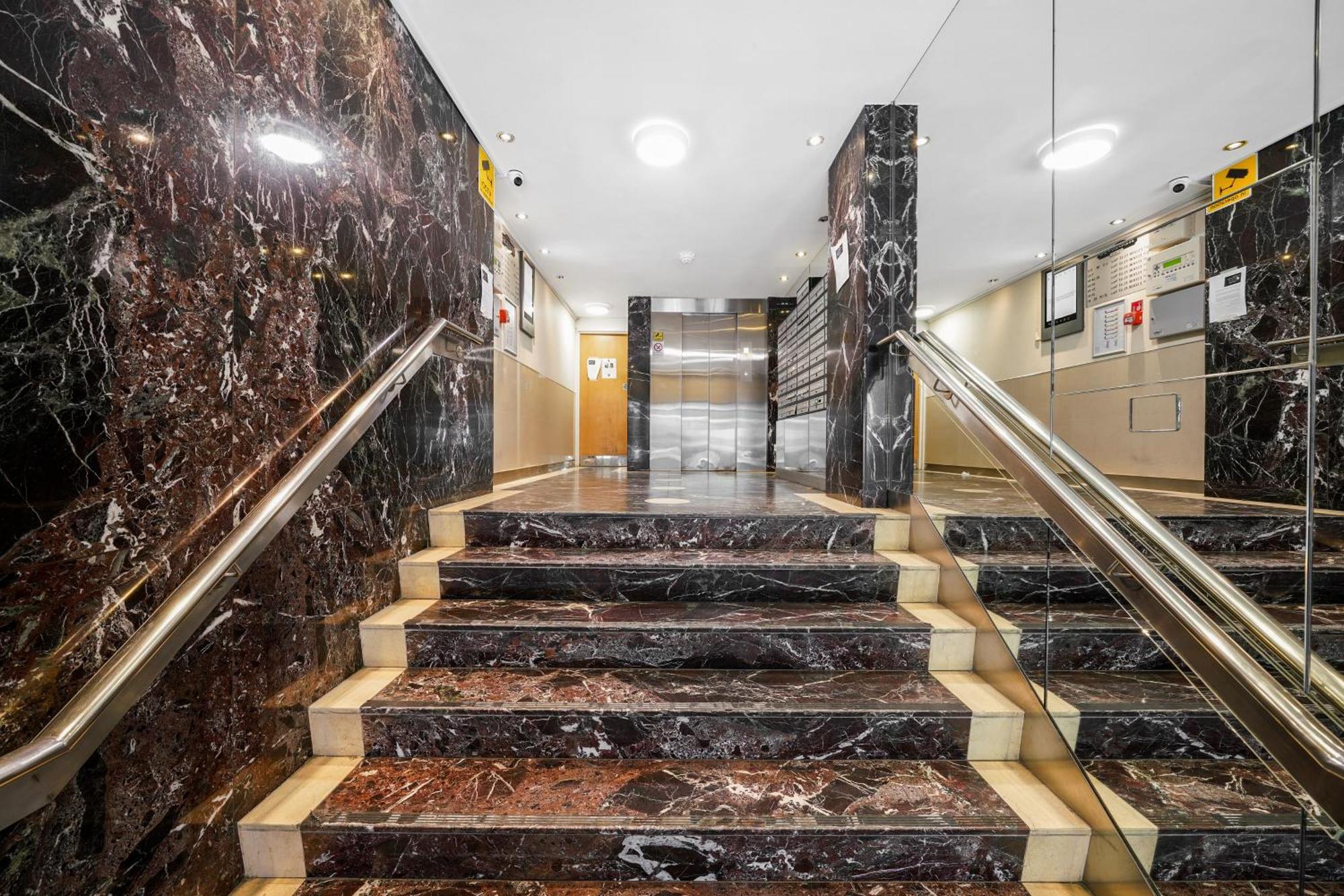 Luxury 2br - Steps From Oxford Circus & Soho Londra