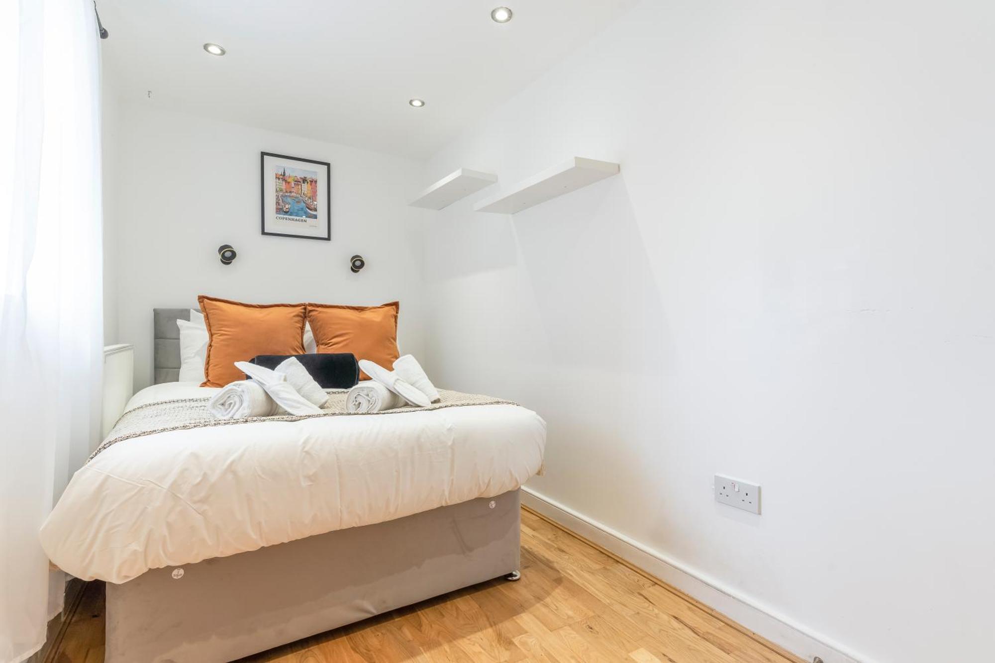 Stylish 2 Bed North * Londen