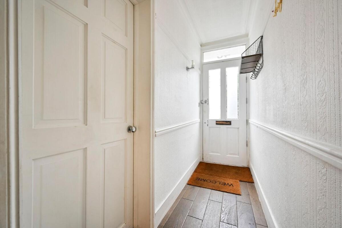 Hottub Spacious Garden House London