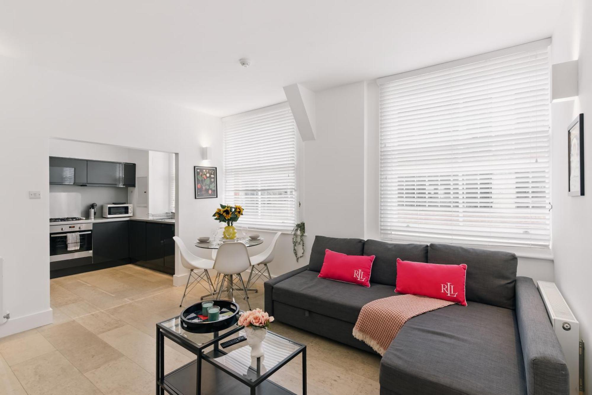 Modern 1-bedroom Retreat In Trendy Clerkenwell Apartment