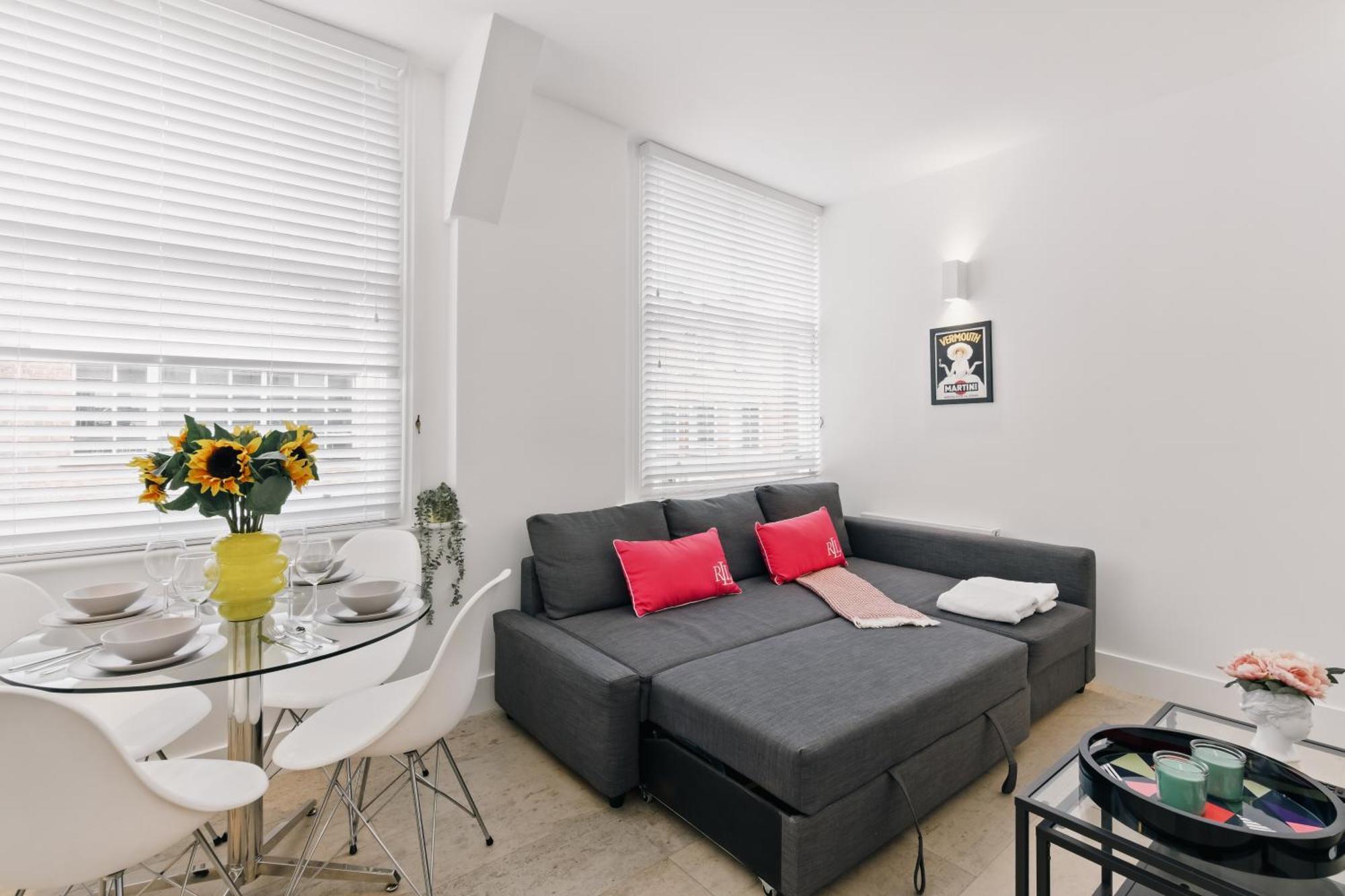 Modern 1-bedroom Retreat In Trendy Clerkenwell Apartment *
