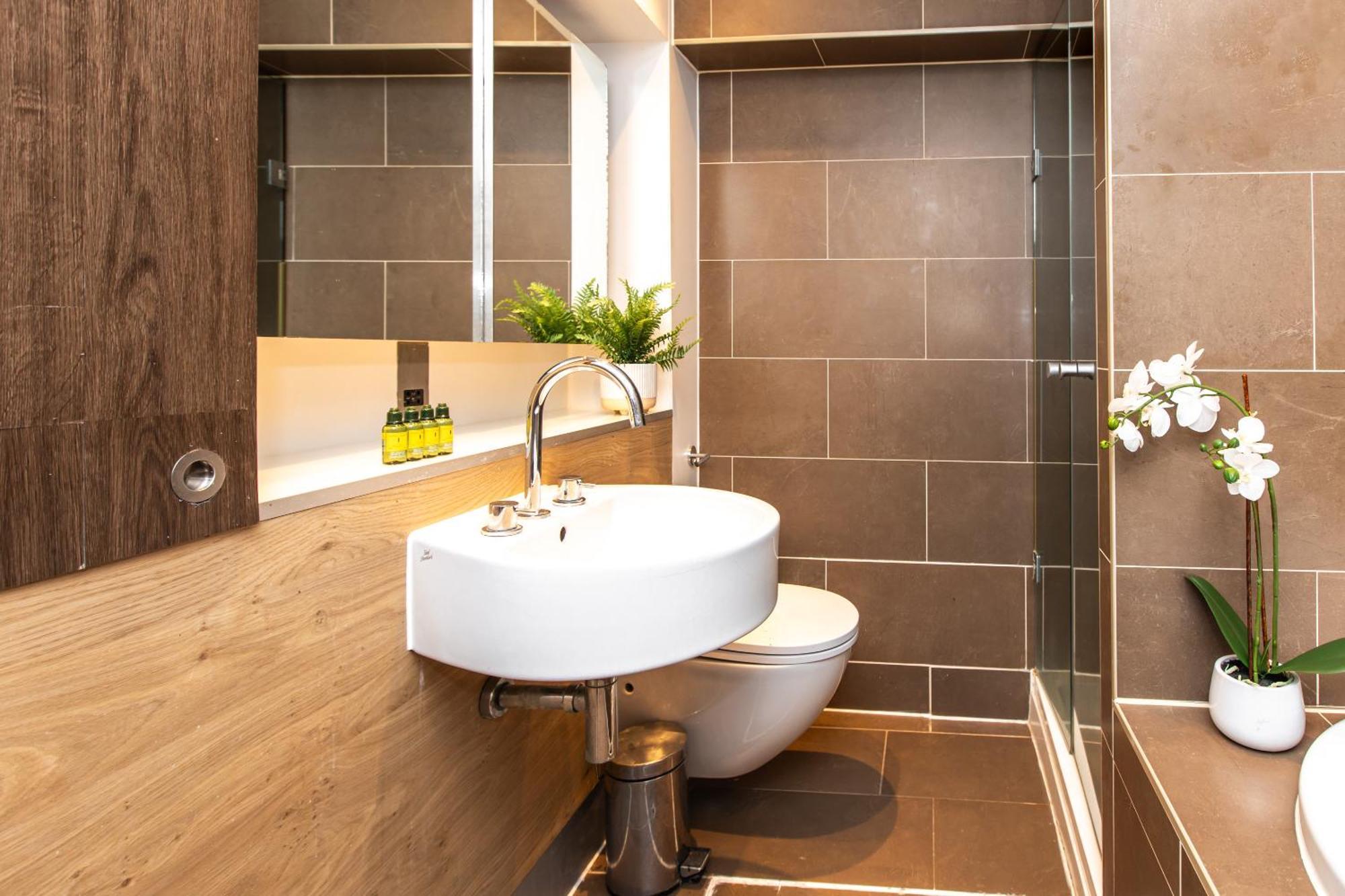 Contemporary Serviced Apartments, 3 Mins From Blackfriars