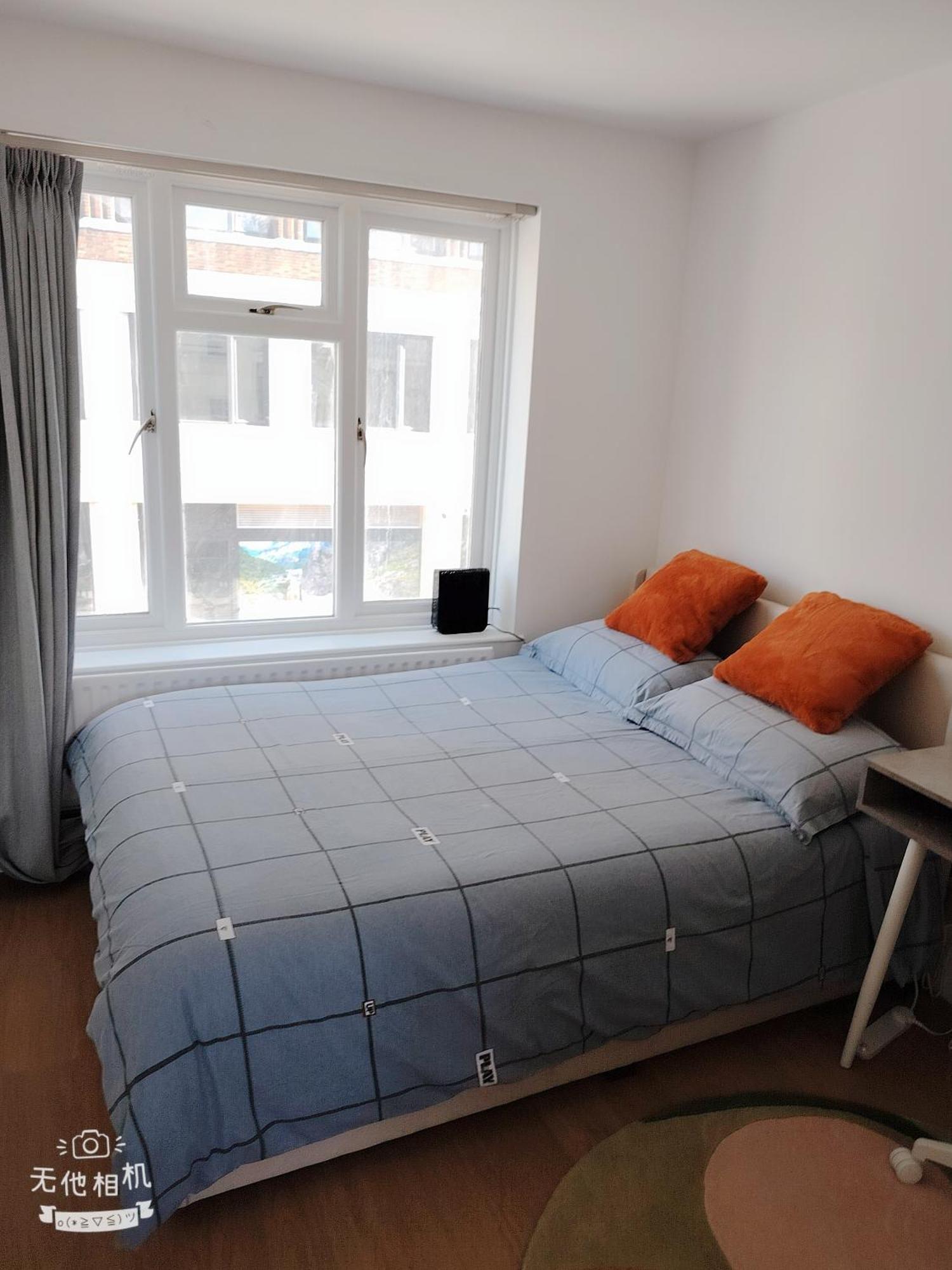 Newly Refurbished Flat By Euston Londen