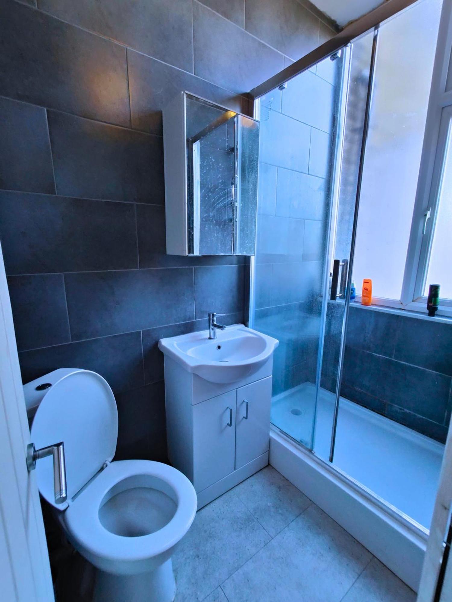 R15 Deluxe Ensuite, Kitchenette Affittacamere *