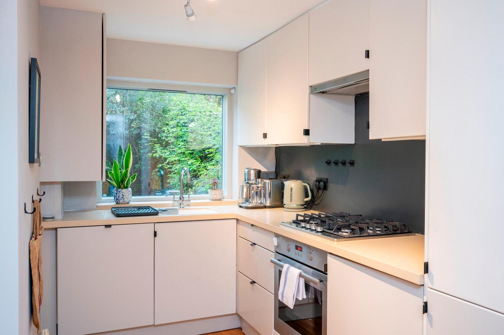 Lägenhet Pass The Keys Luxury Stylish Duplex With Private Garden *