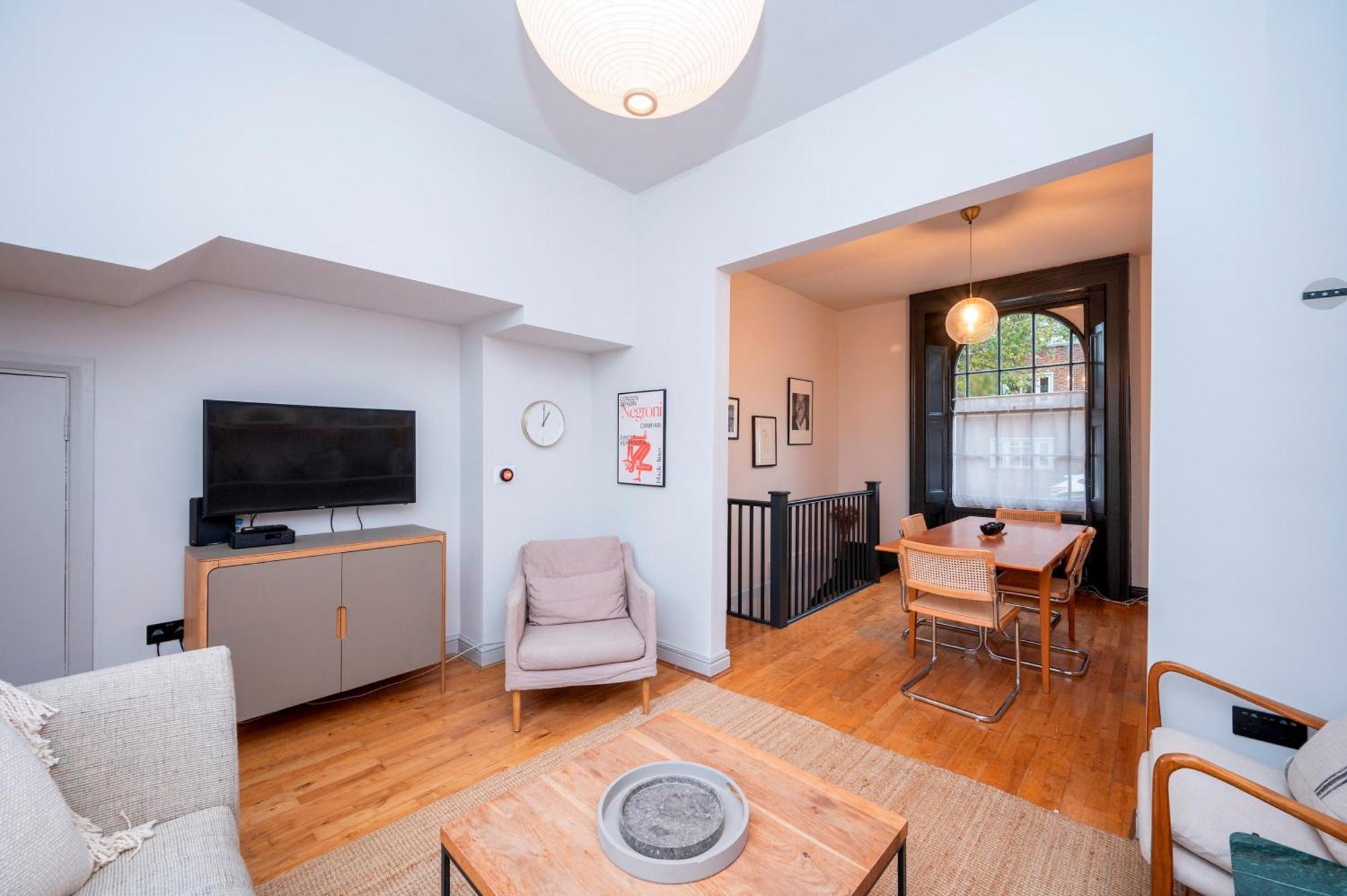 Pass The Keys Luxury Stylish Duplex With Private Garden Lägenhet London