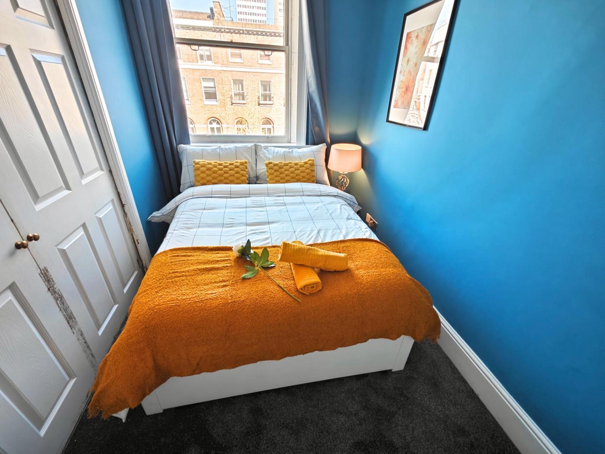 Luxury 4-bedroom In Oxford Street London