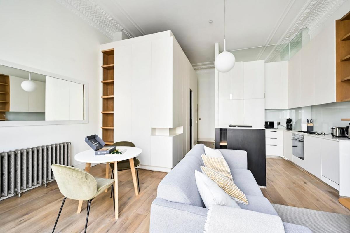 Luxurious Notting Hill Apartment *