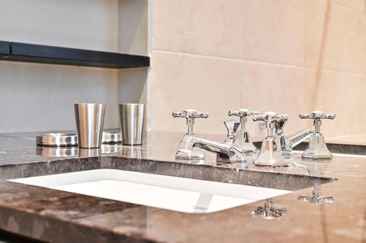 Luxurious Notting Hill Apartment