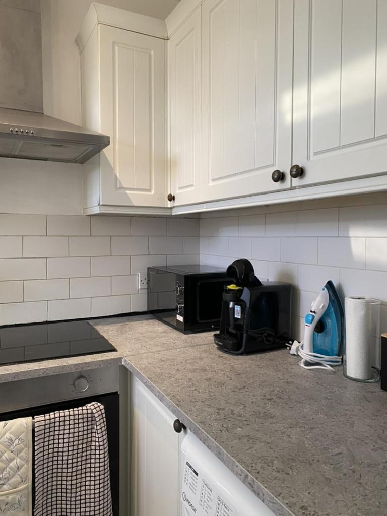 Apartment Entire Spacious - Close To *