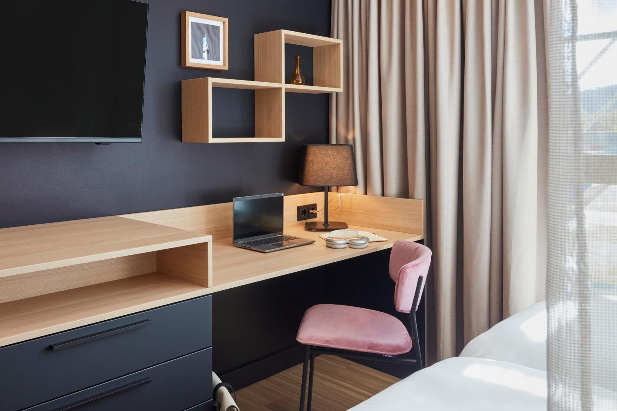 Hotel Adagio East London