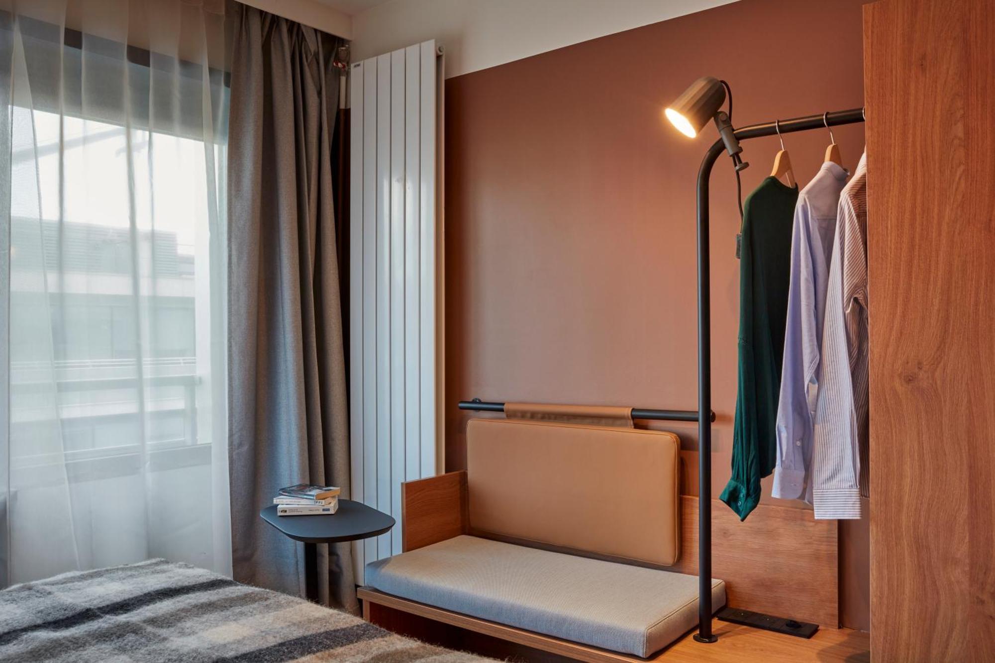 Adagio East Hotel 4*