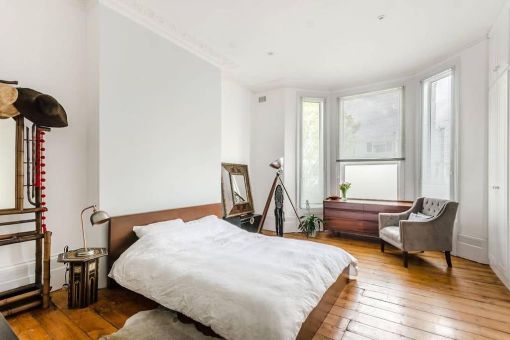 A Stylish Victorian In West