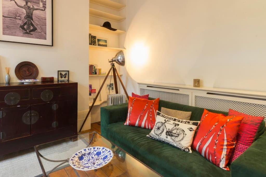 A Stylish Victorian In West *