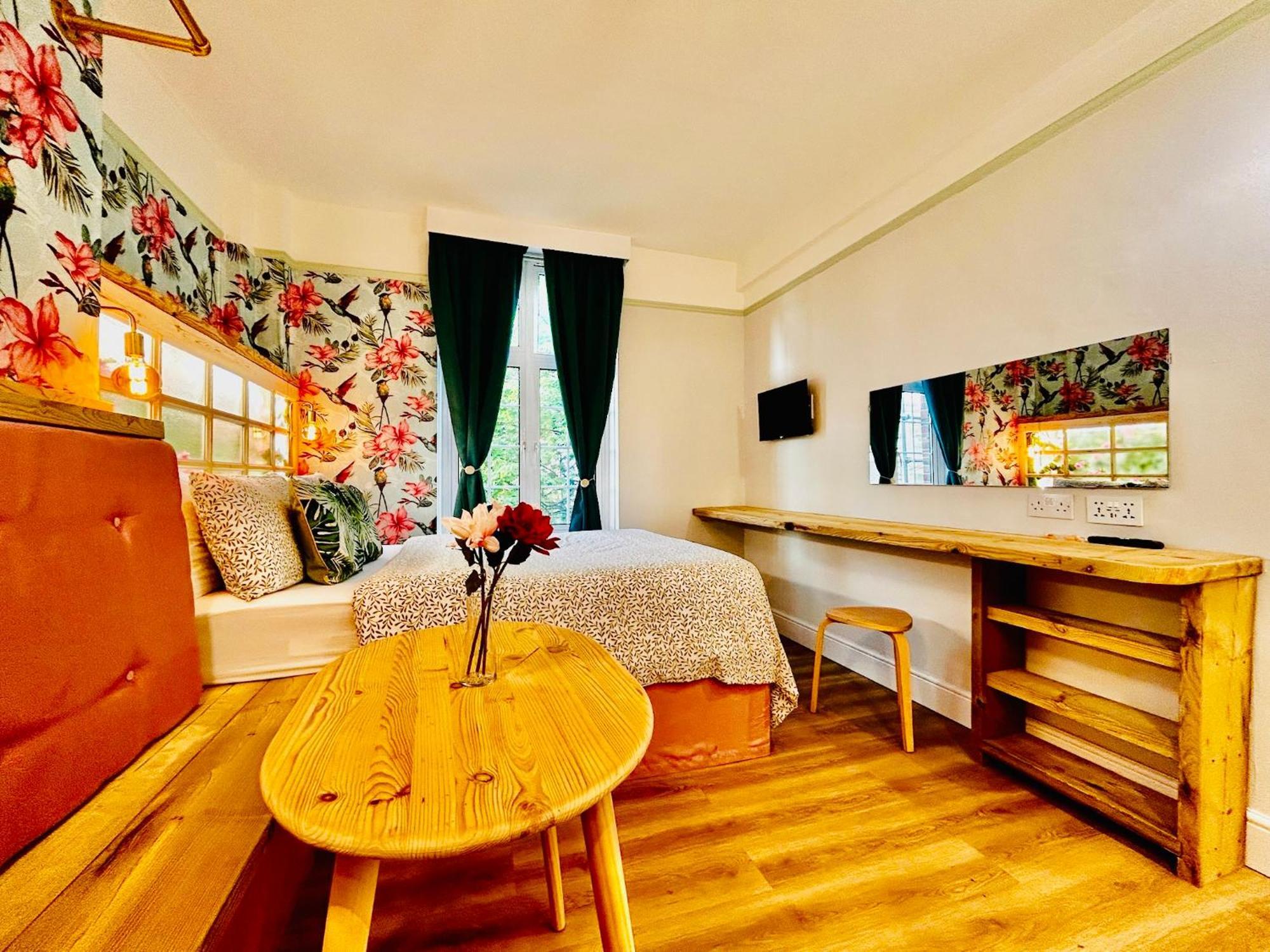 Rest Boutique Notting Hill