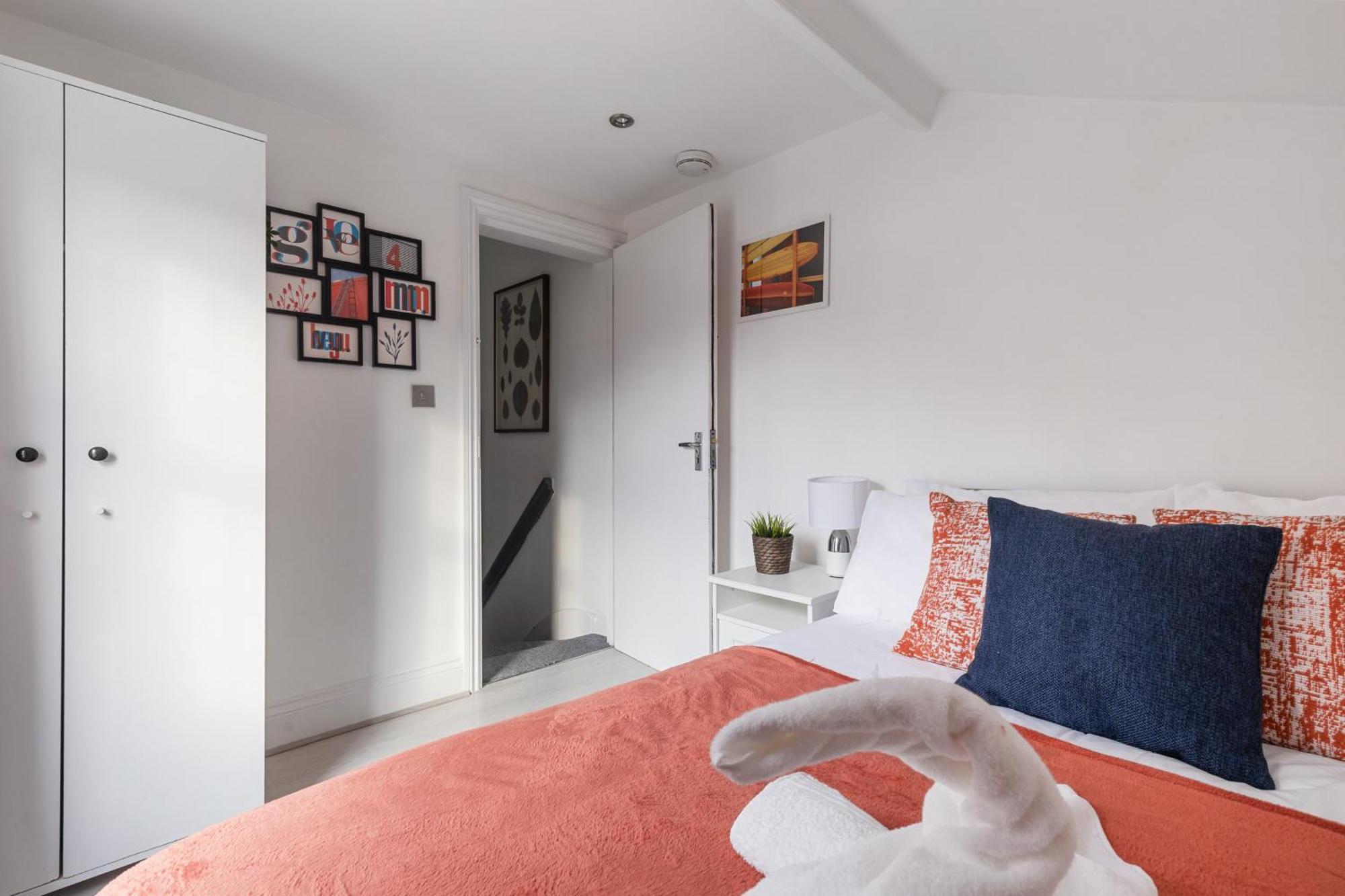 Apartment Modern & Cosy 2 Bedroom With Free Parking Near Wembley