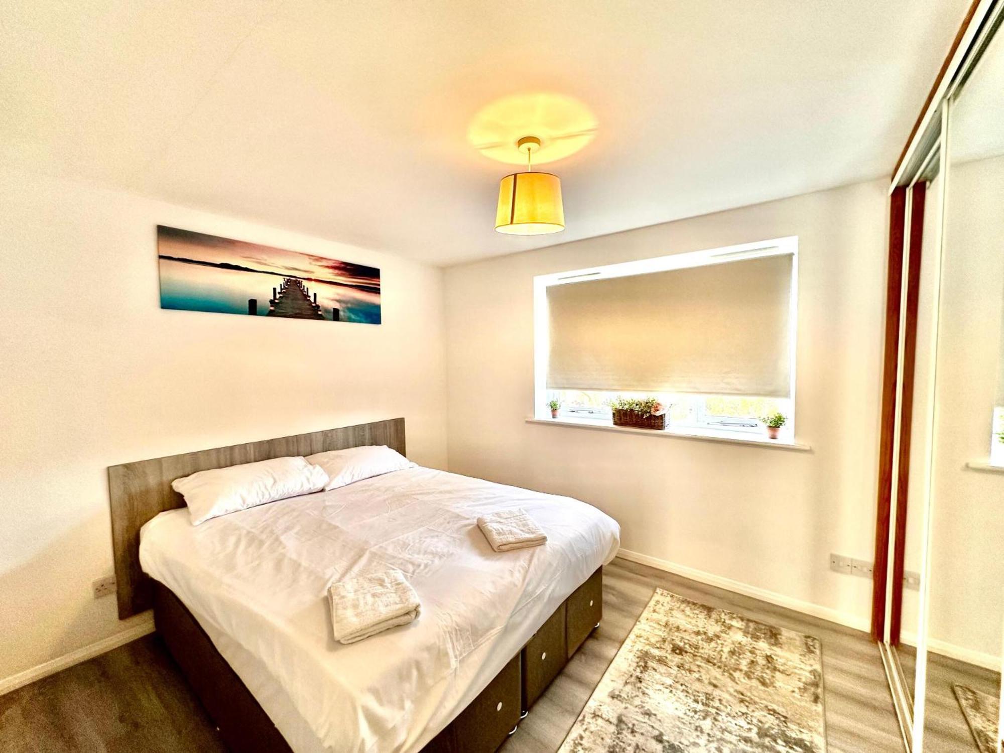 Cosy One Bedroom - Docklands Lägenhet *