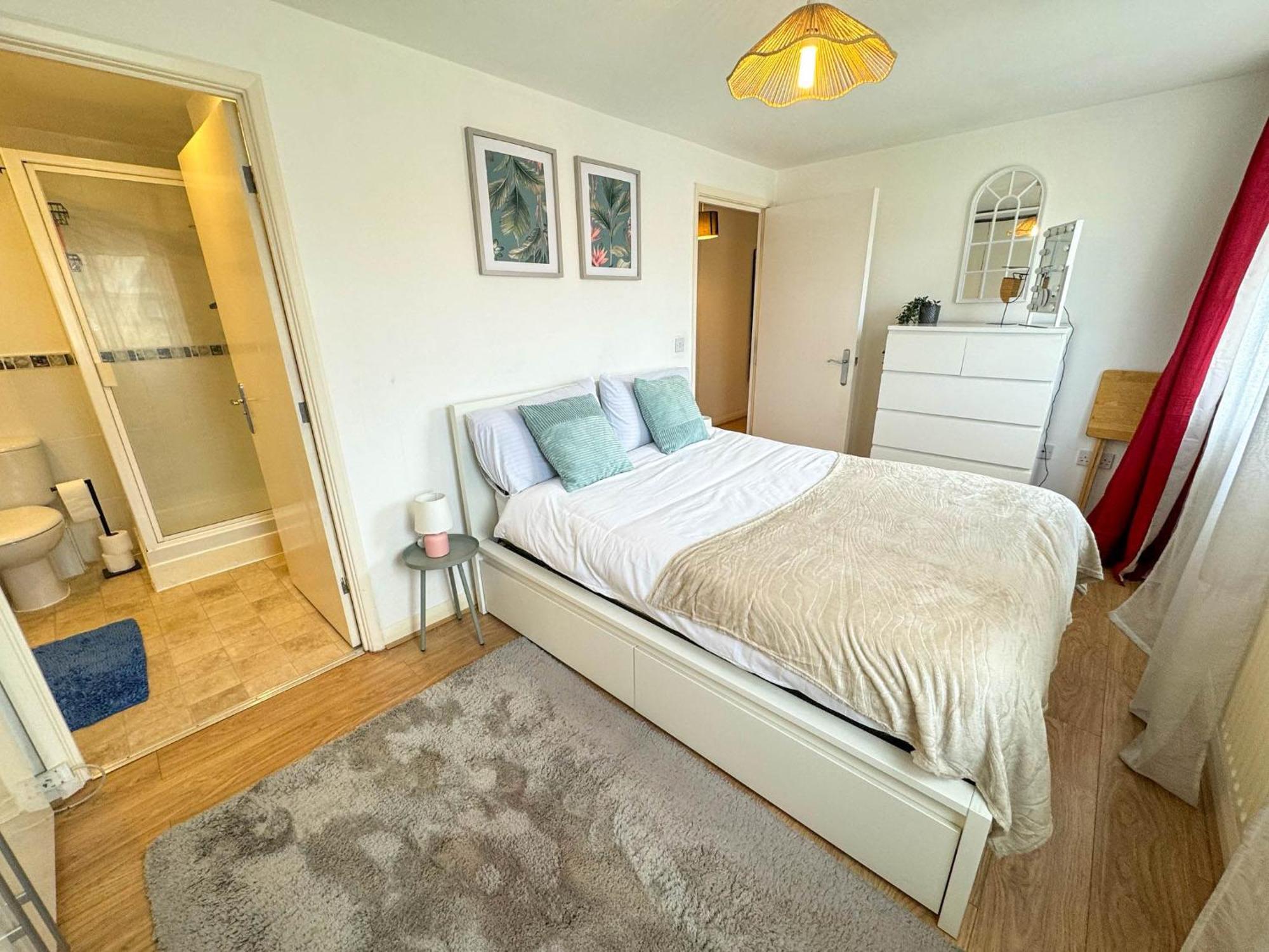 Lejlighed Beautiful Spacious 2 Bed Flat With 2 Parking Near Wembley Stadium London