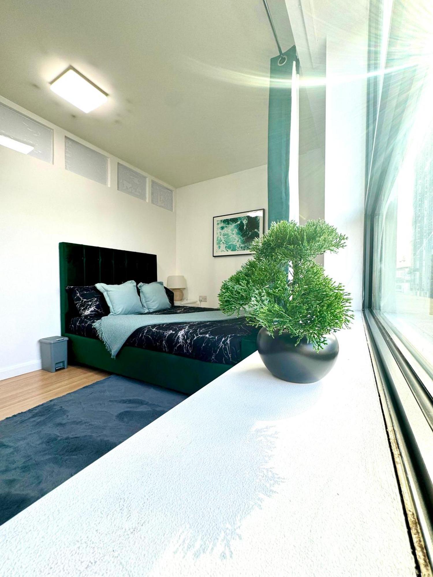 Apartment Magnificent Luxurious For 6ppl In Stratford - 6mins Walk To Stratford Station