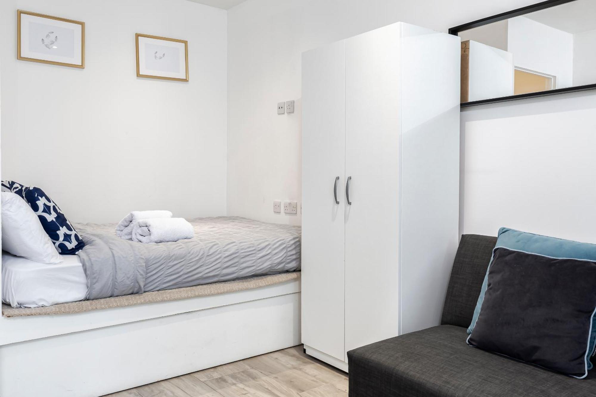 Cozy 1 Bedroom For 3 People *