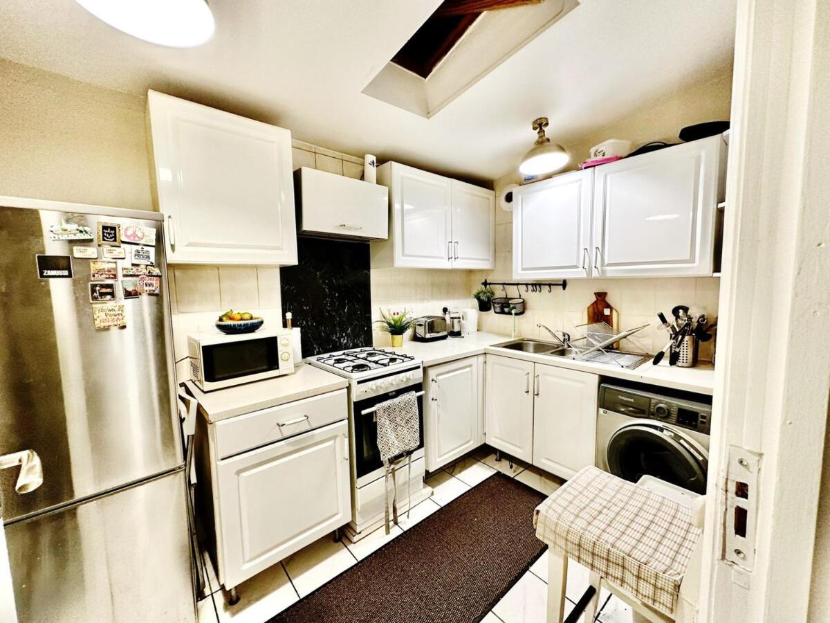 Stylish Unit, Heart Of Bayswater London