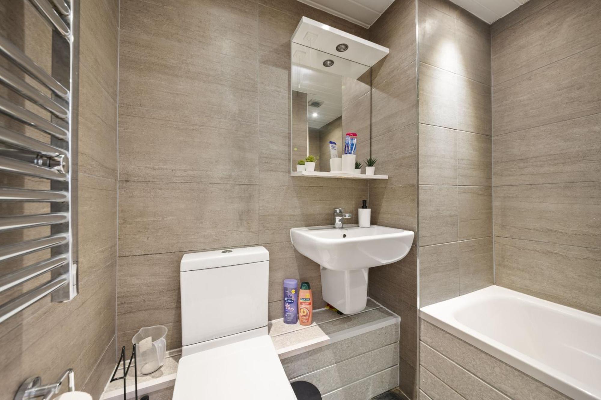 Appartement 2-bed Wembley - Free Street Parking - Work Ideal