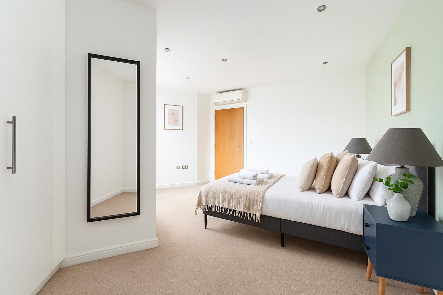Stylish In - 5 Min To Victoria Station Apartment London