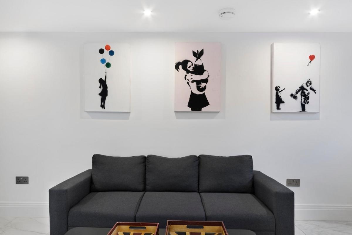 Luxury Covent Garden Duplex Floors 1 Bed 4pl London