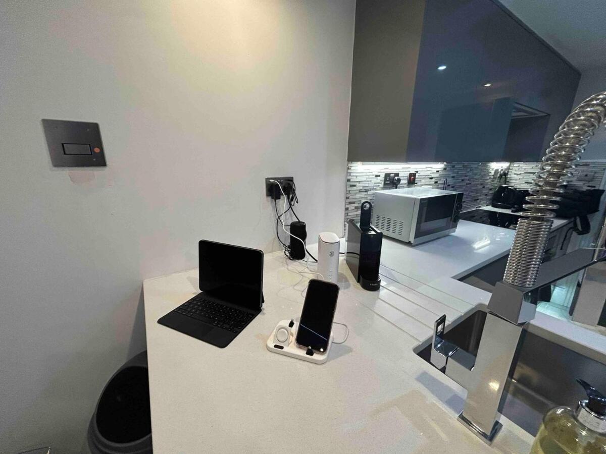 Luxury Covent Garden Duplex Floors 1 Bed 4pl Apartment