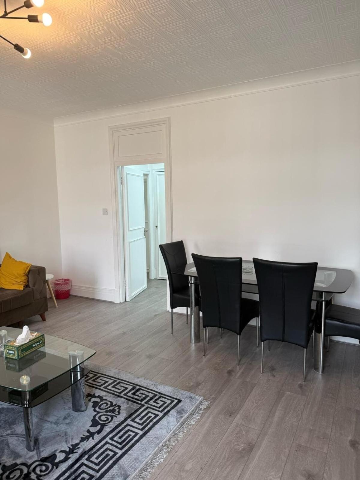 17gm-stylish 2 Bed Flat In Edgware Road Apartment