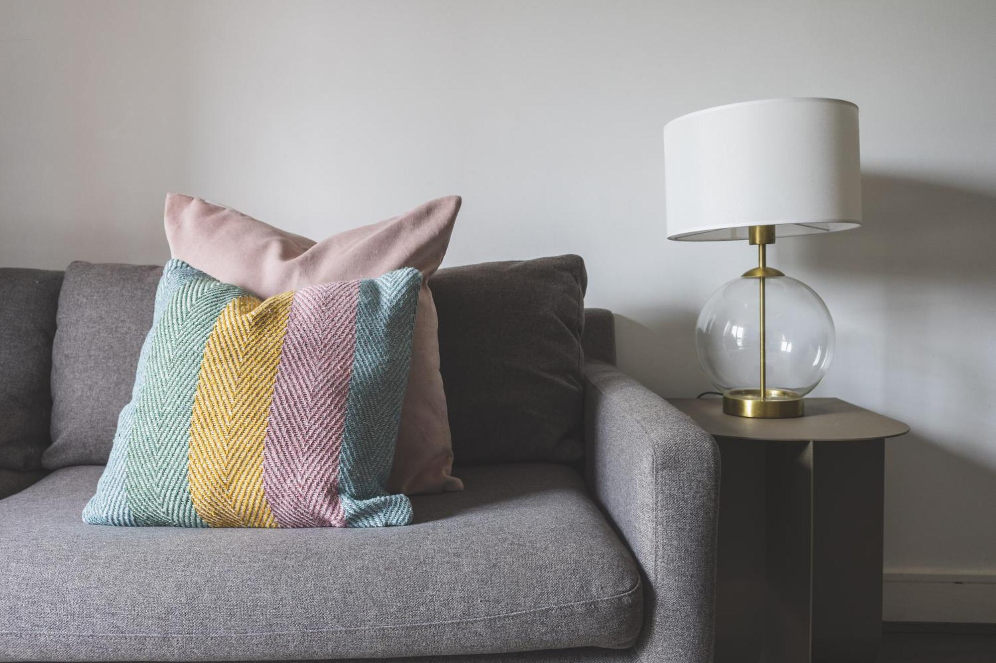 Apartment Jacobs Court By Artsy London