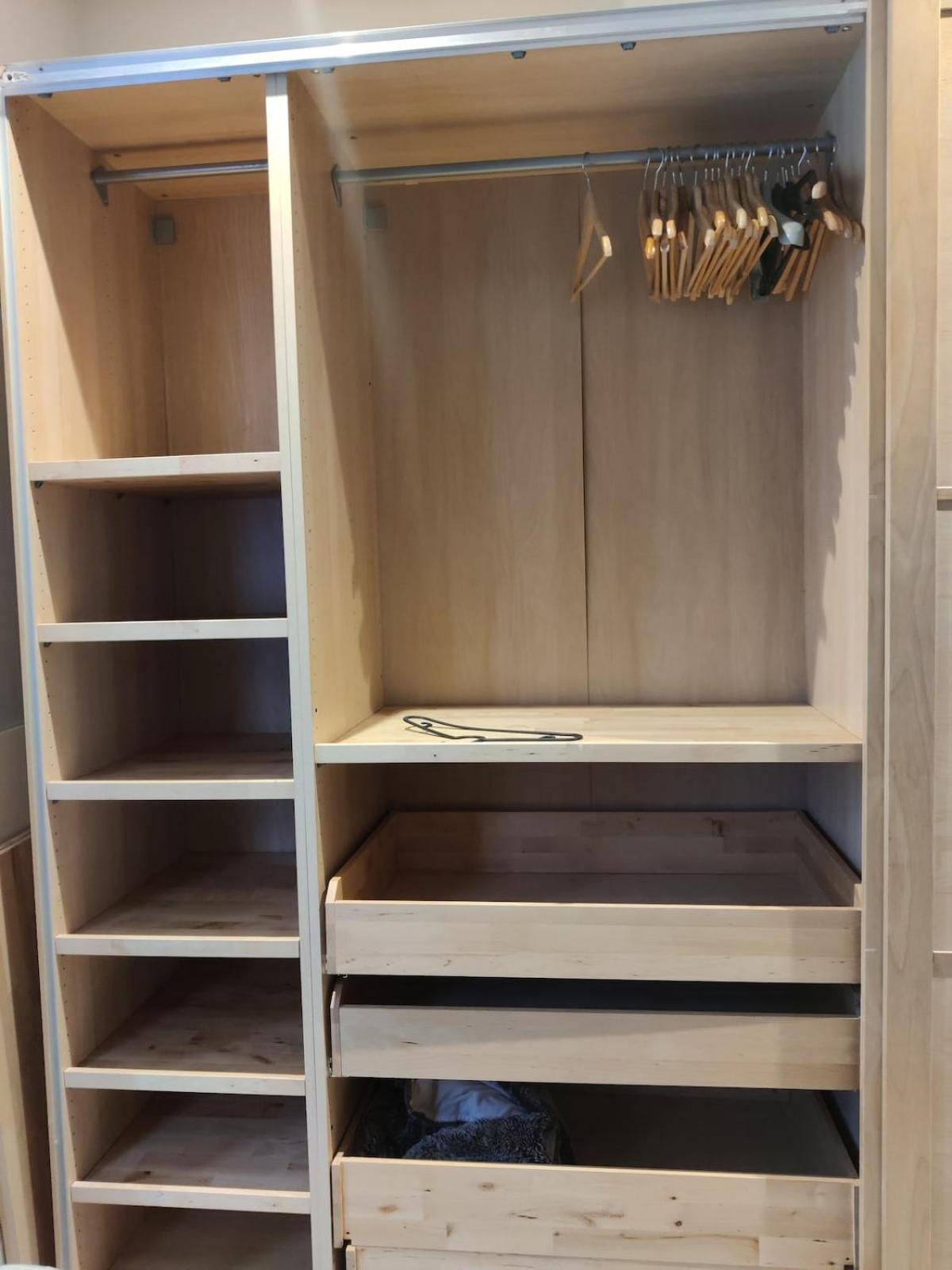 With Jacuzzi Bath, Ground Floor, Excellent Transport Connections Apartment London