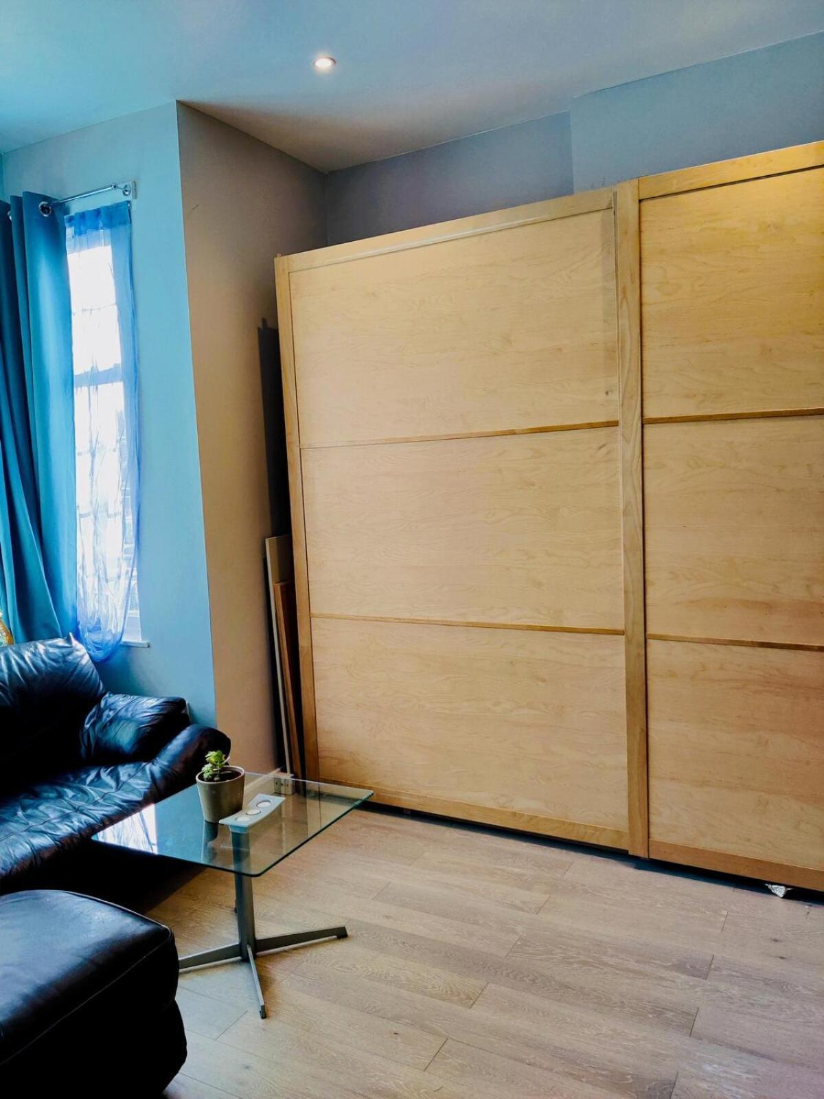 With Jacuzzi Bath, Ground Floor, Excellent Transport Connections Apartment