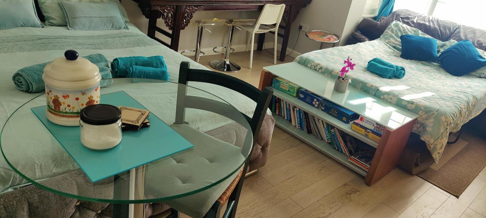 With Jacuzzi Bath, Ground Floor, Excellent Transport Connections London