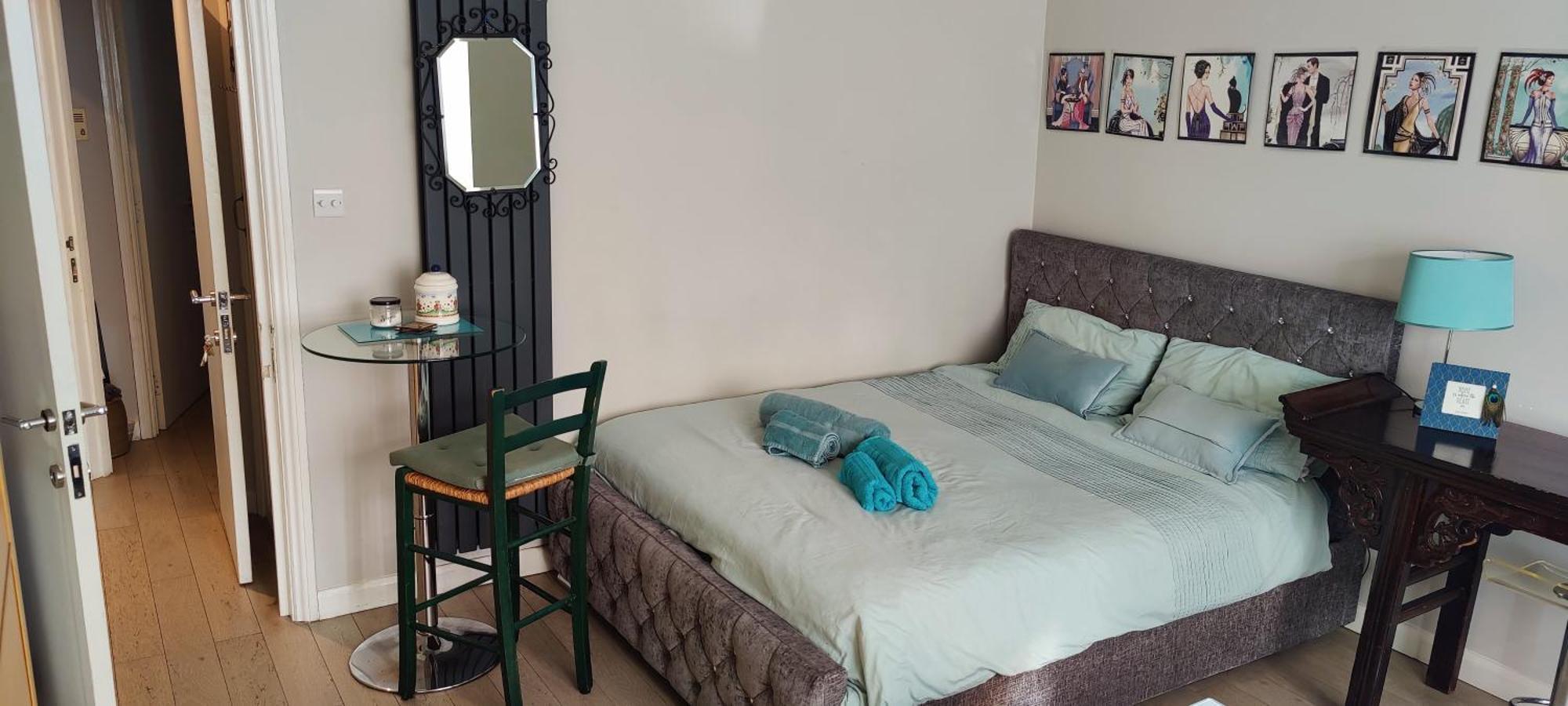Apartment With Jacuzzi Bath, Ground Floor, Excellent Transport Connections