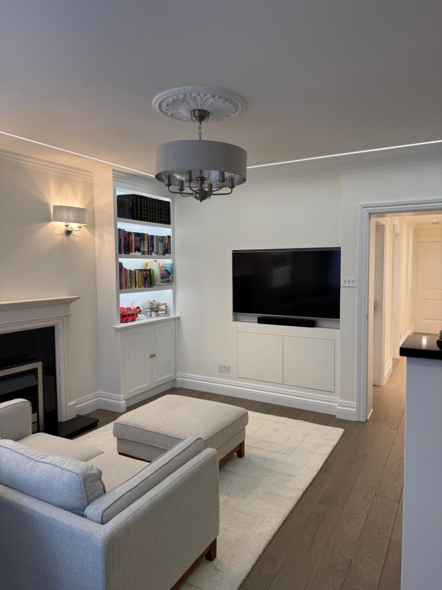 Stunning 2-bed, 2-bath In London