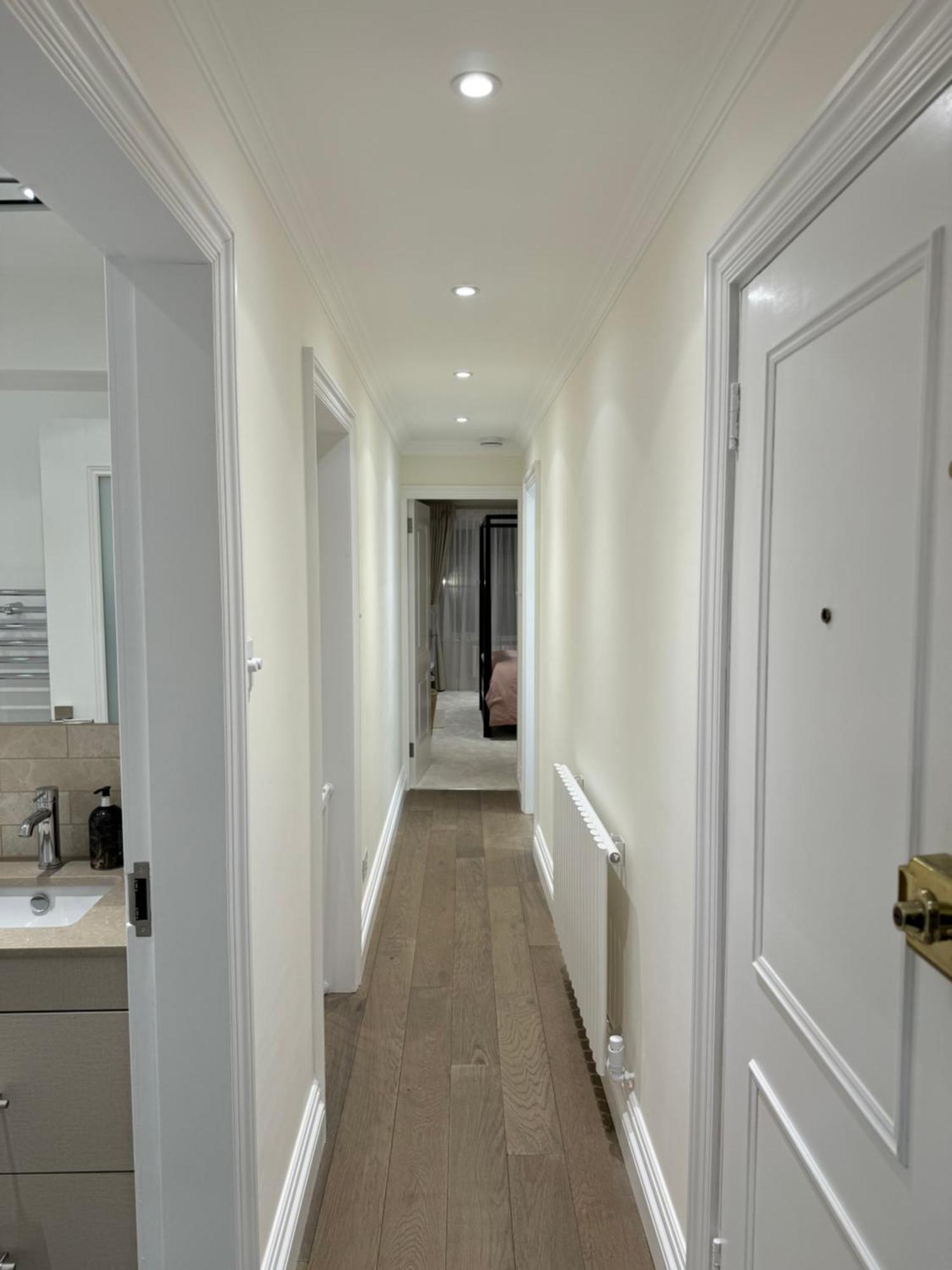 Stunning 2-bed, 2-bath In Apartment *