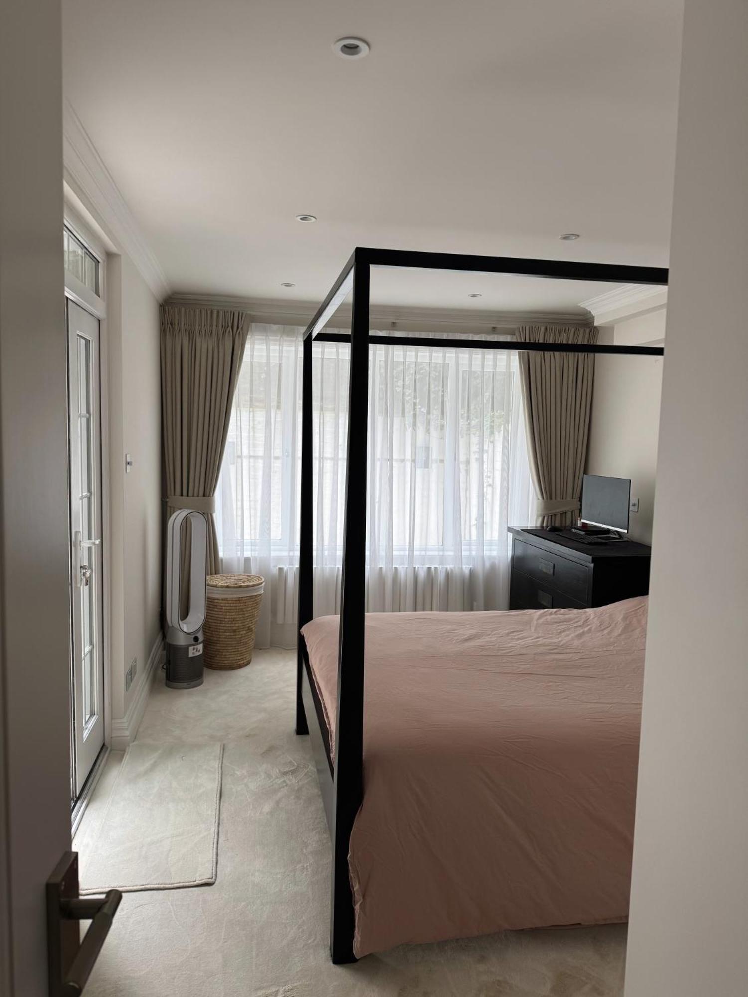 Apartment Stunning 2-bed, 2-bath In *