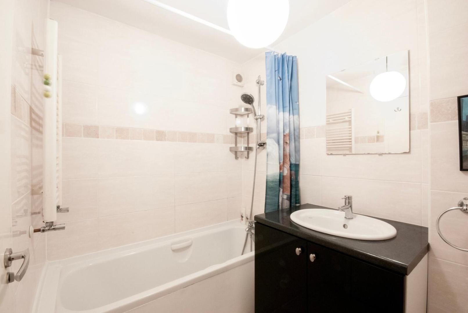 Cosy 2bd Flat, Easy Access To & Nature * London
