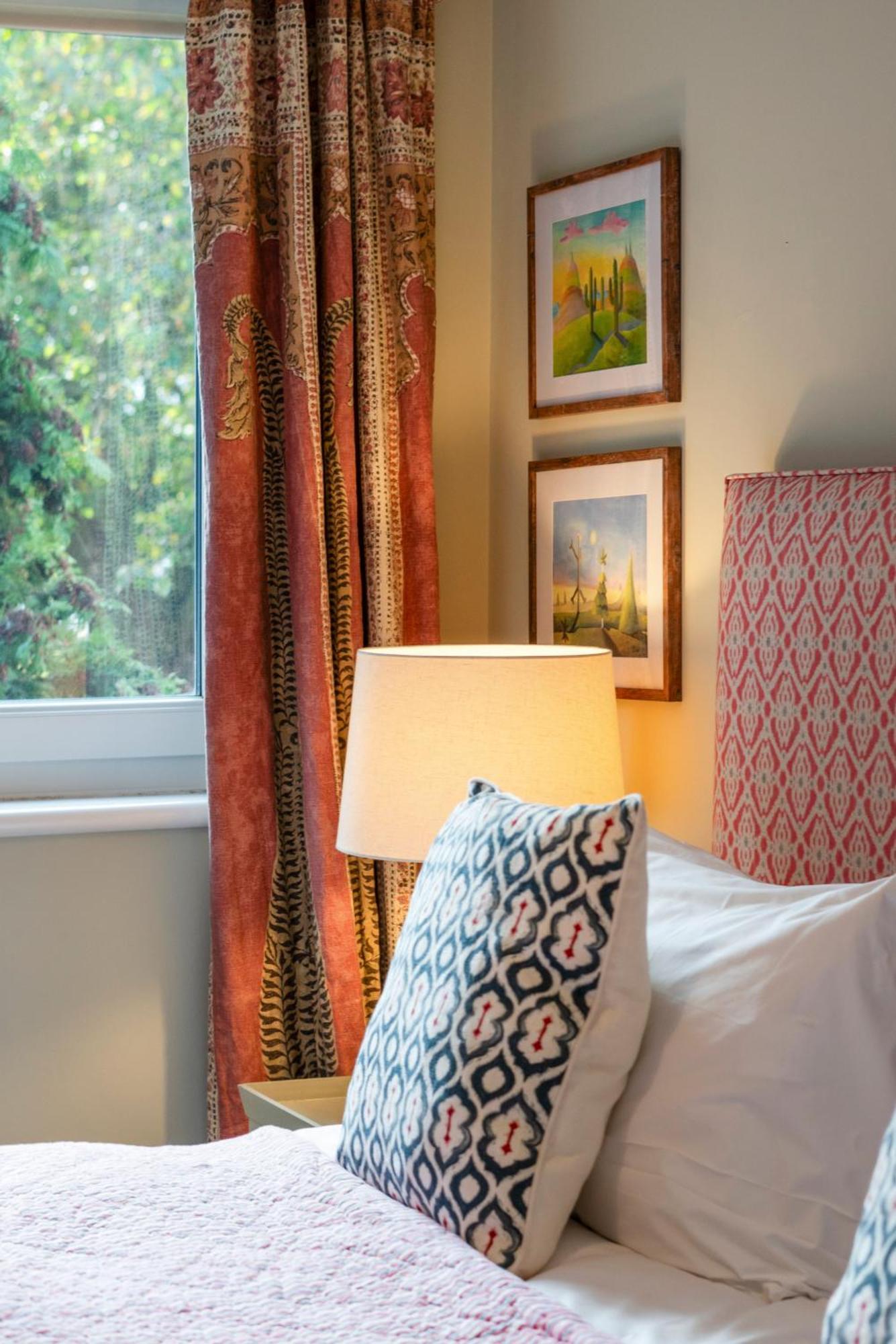 Fantastic Split-level Flat Next To Battersea Park Apartment