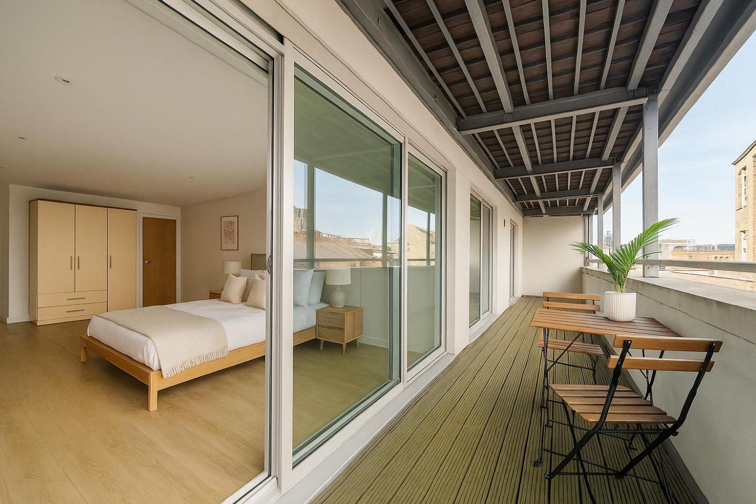 Apartment Stylish 1-bed Flat In Greenwich - Steps From Dlr & Views London