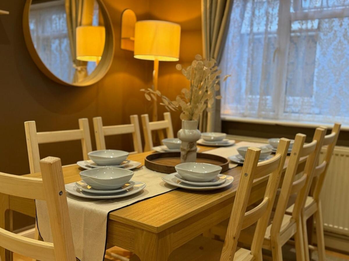 Cosy 2 Bed Next To Wembley Stadium Apartment *