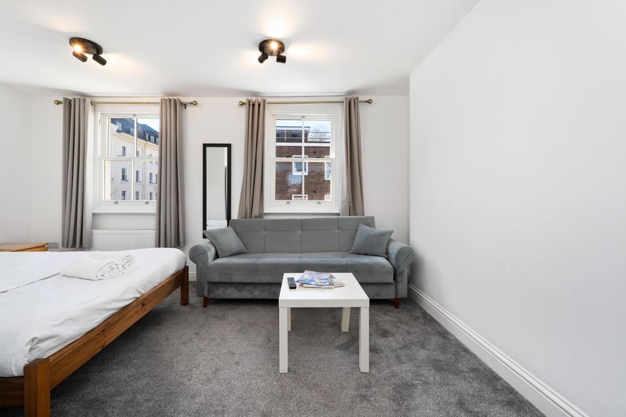 Modern Apartment, Paddington Apartment *