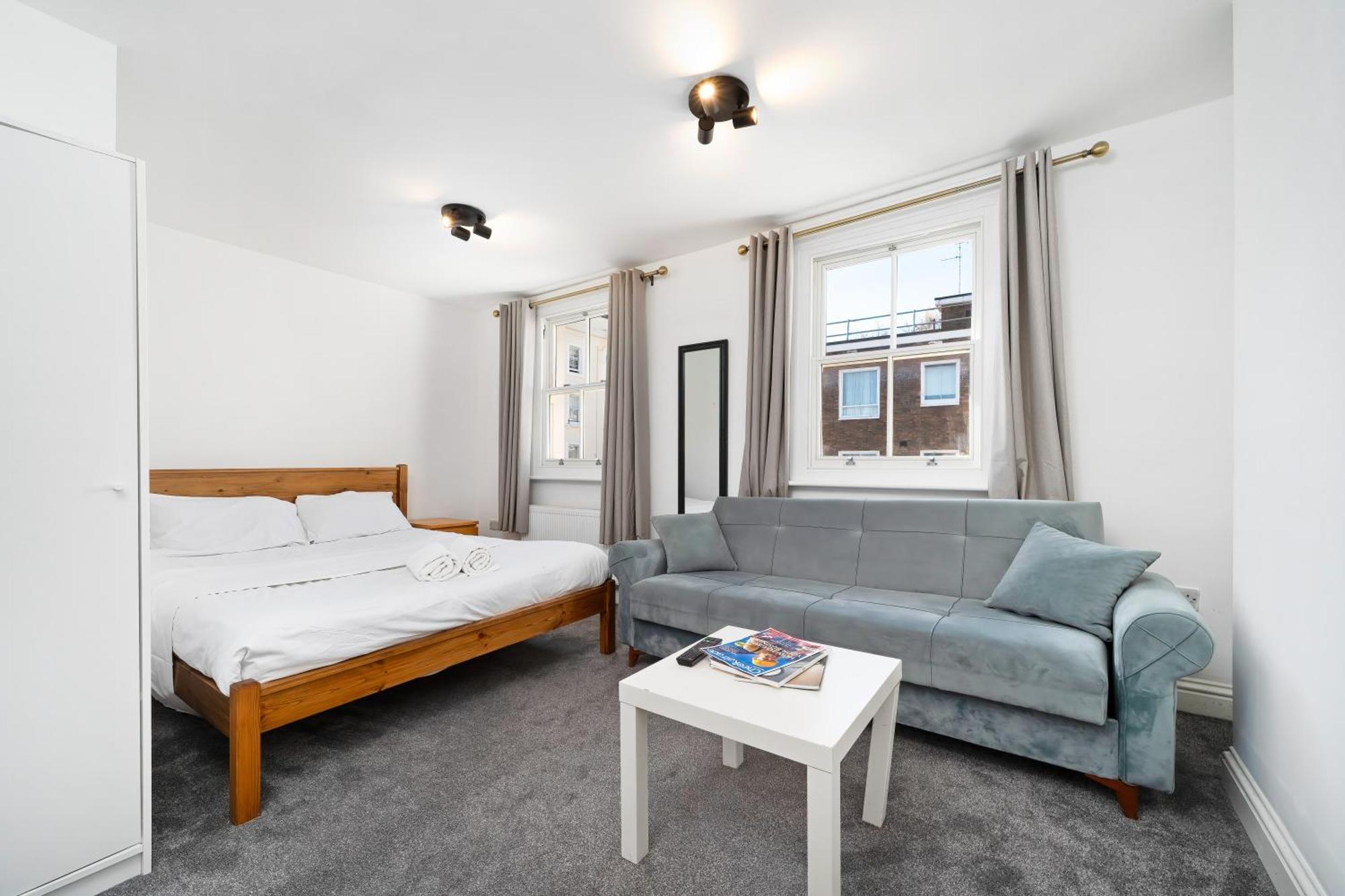 Modern Apartment, Paddington