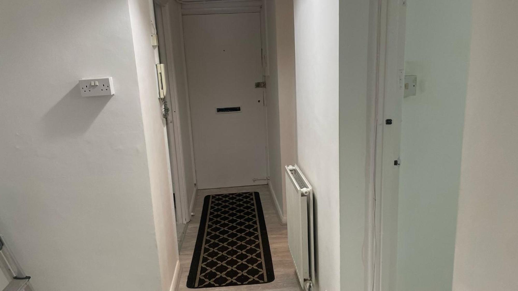 Short Apartment