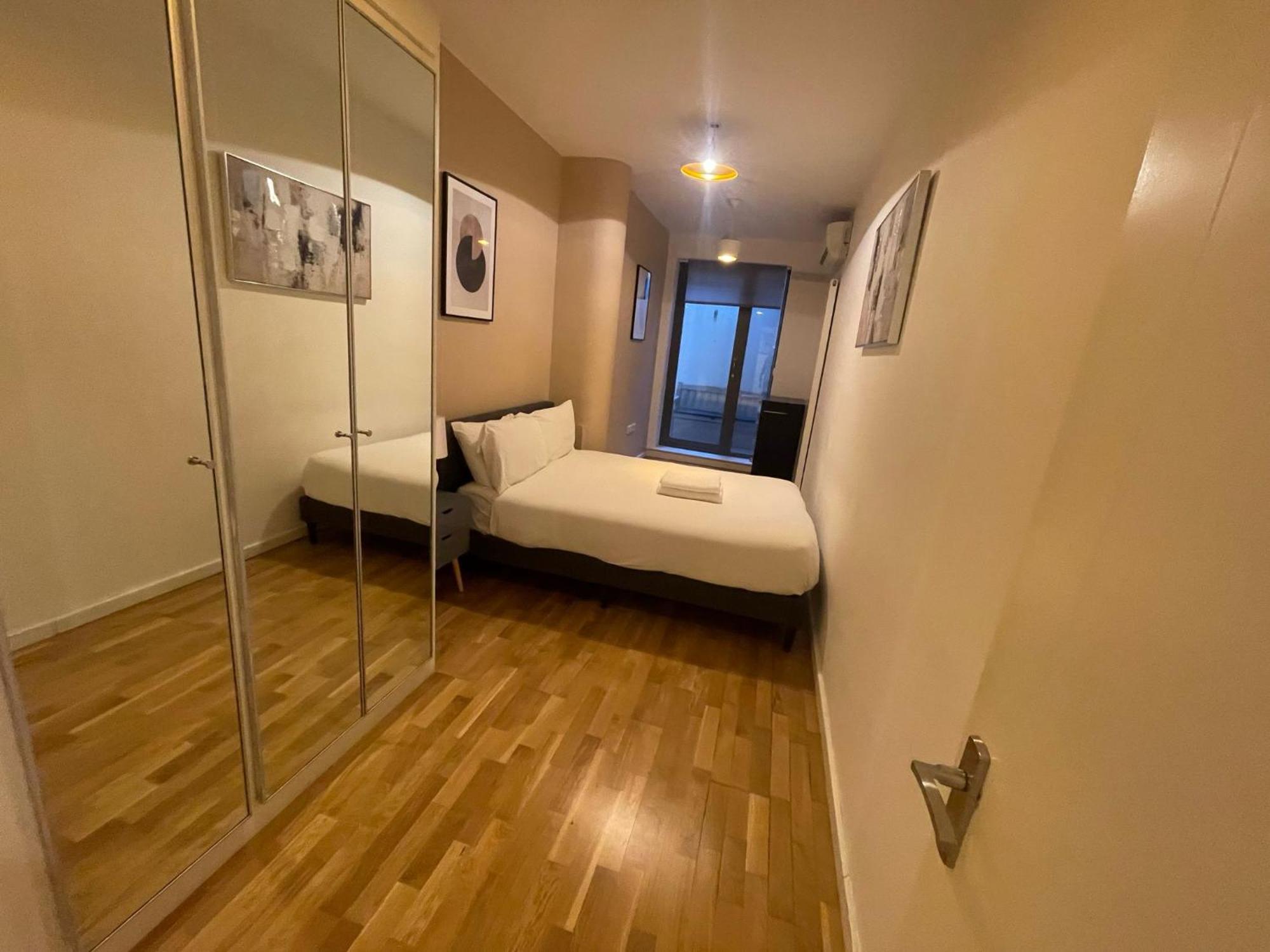 Apartment Spacious 2-bedroom In Crystal Palace *