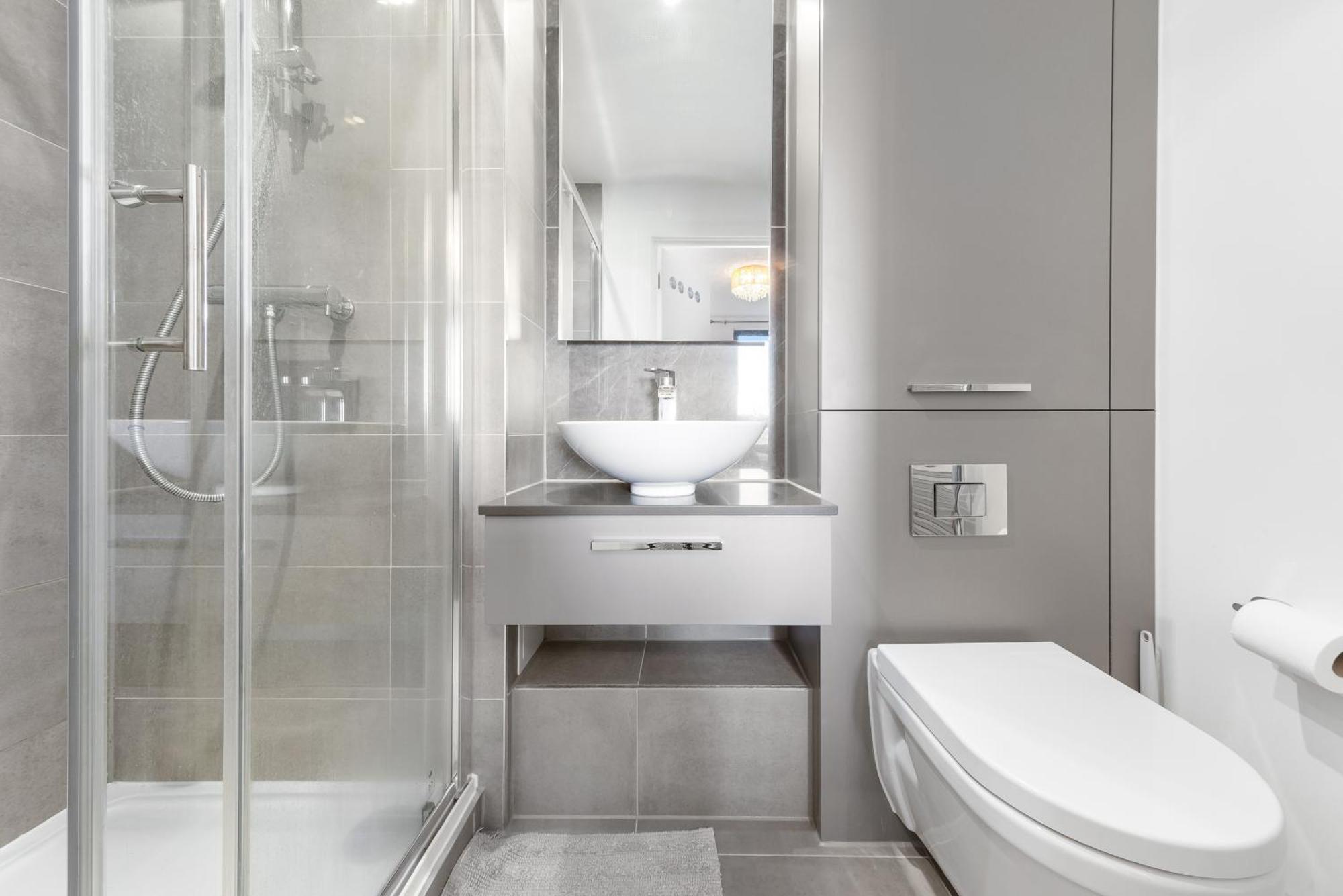 Spacious Modern 2br In The Heart Of Appartement *